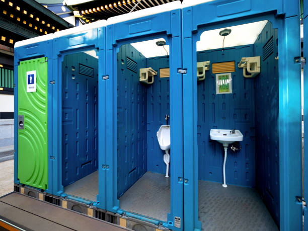 Best Porta potty delivery and setup  in Southern View, IL